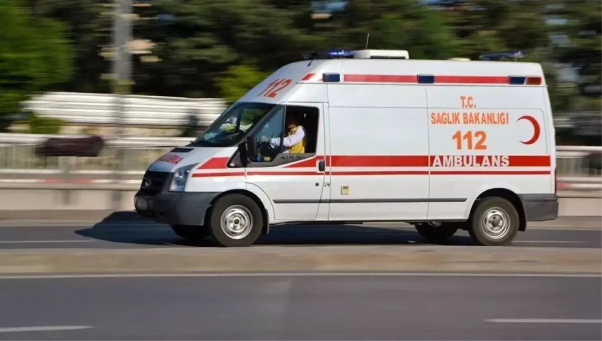 Mersin’de motosikletle hafif ticari araç çarpıştı: 2 ölü, 1 yaralı