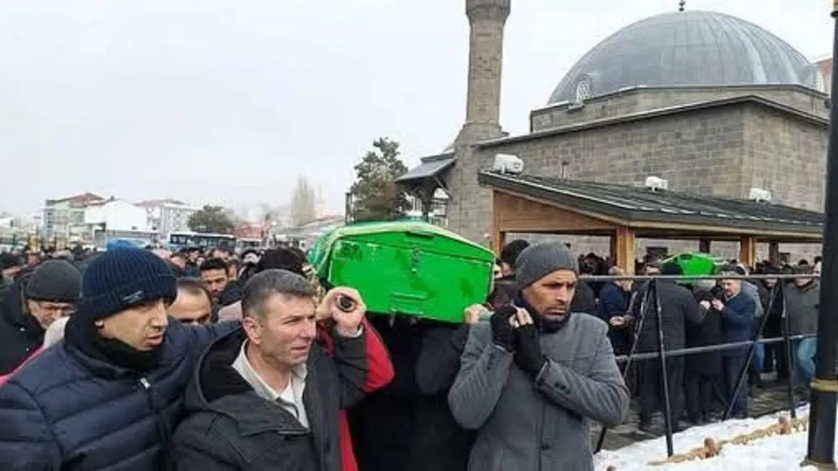 Hafız Topaloğlu dualar eşliğinde toprağa verildi