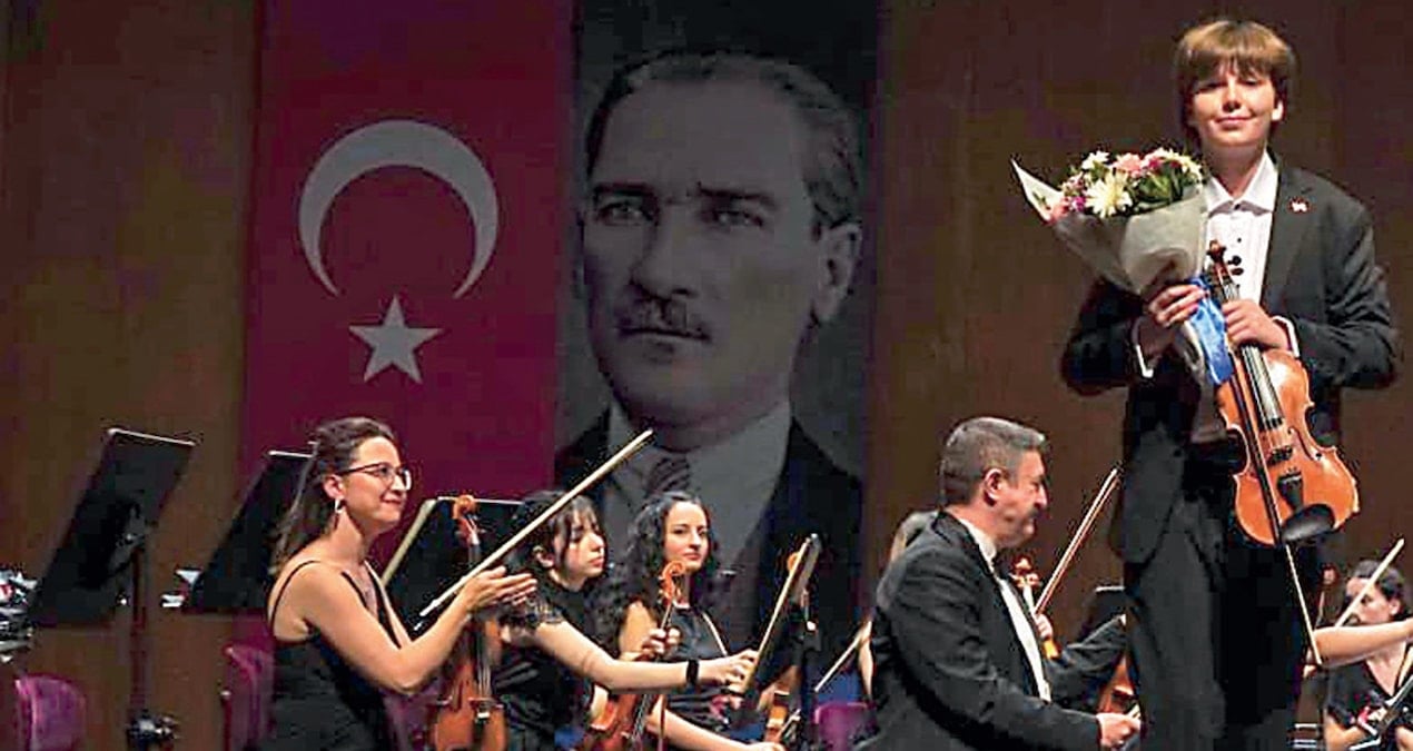 Genç müzisyenden uluslararası başarı
